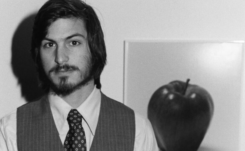 IL POTERE DI CHIEDERE: LA LEZIONE DI STEVE JOBS